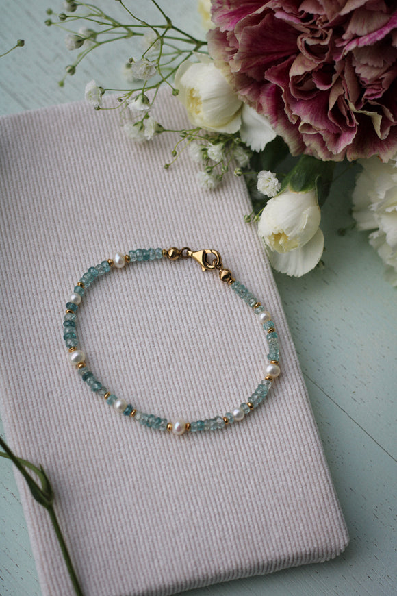 Aquamarin Perlen Armband II