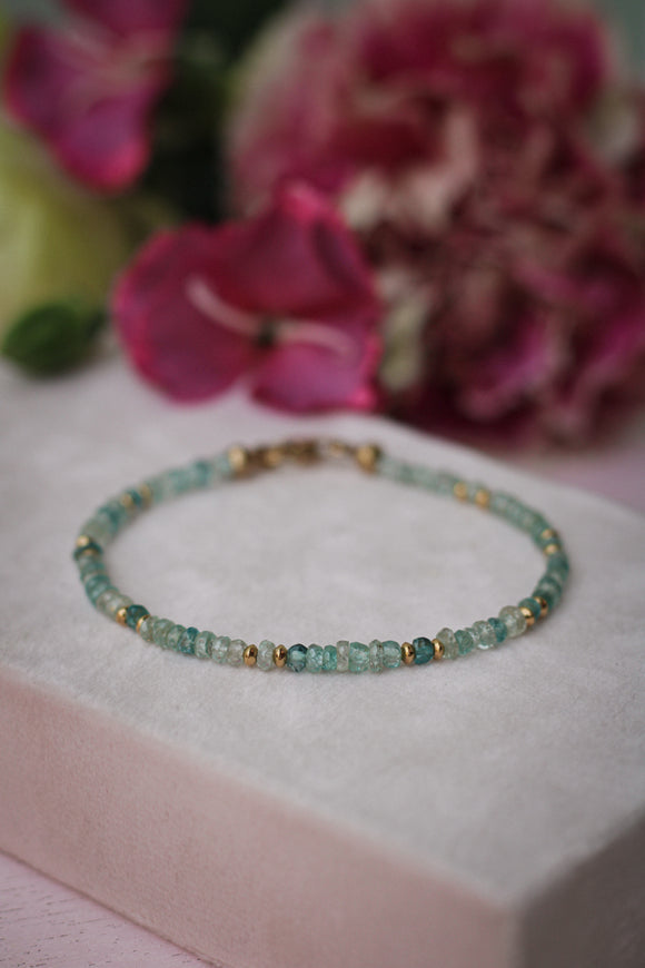 Aquamarin Perlen Armband