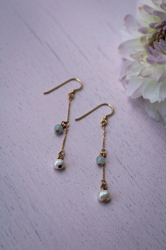 Perlen Ohrhänger mit Aquamarin vergoldet