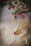 Rosa Turmalin Herzchen mit vergoldeter Kette